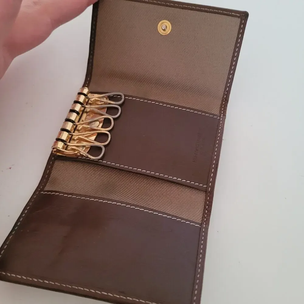 Hunting World Key Case Hooks Holder Wallet Logo Brown Trifold Desig Italian‎